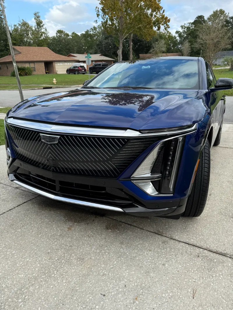Mobile auto detailing Jacksonville FL - front view of professionally detailed Cadillac